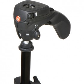 Manfrotto Compact Action Aluminum Tripod (Black) MKCOMPACTACN-BK